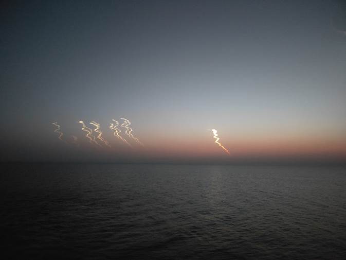 A sunset over the ocean
AI-generated content may be incorrect.